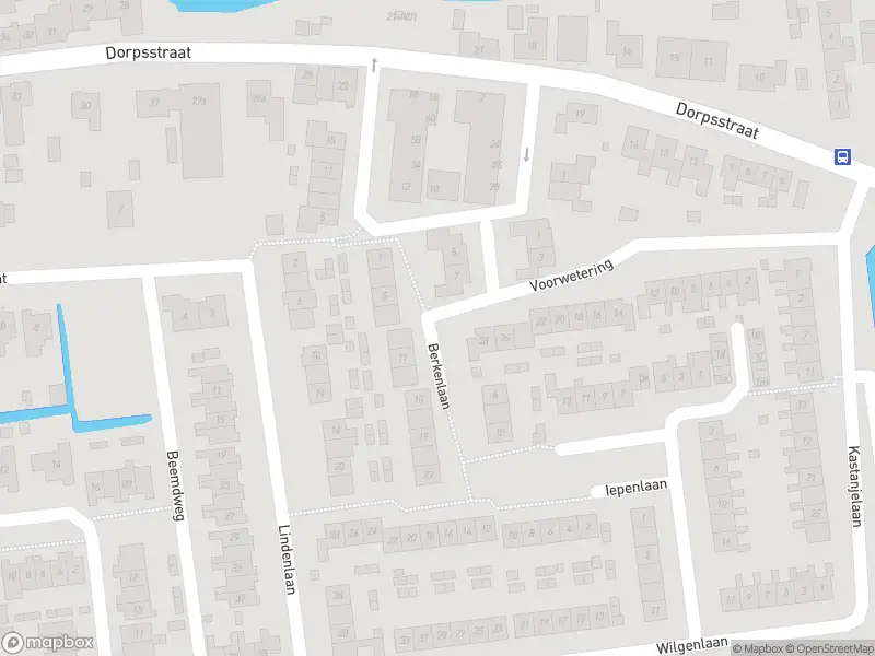 Ambulance met gepaste spoed naar de Berkenlaan in Oud-Alblas