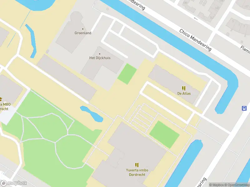 Ambulance met grote spoed naar de Chico Mendesring in Dordrecht