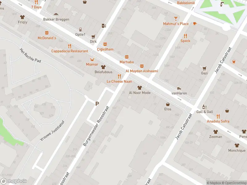 Ambulance met gepaste spoed naar de Burgemeester Roosstraat in Rotterdam