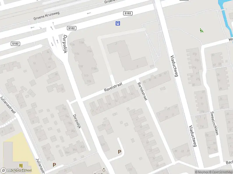 Ambulance met gepaste spoed naar de Ravelstraat in Rhoon