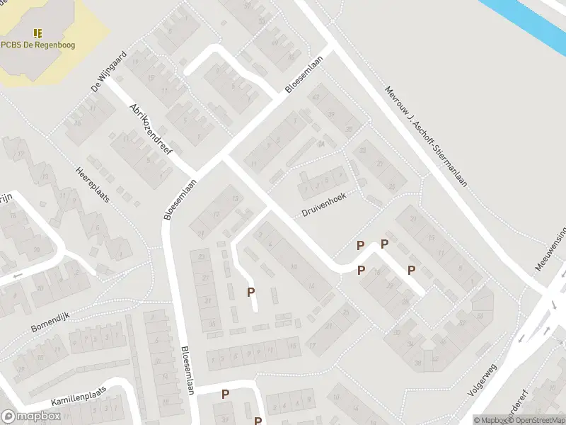 Ambulance met gepaste spoed naar de Druivenhoek in Rozenburg