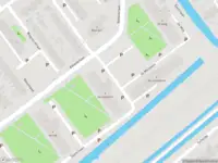 Ambulance met grote spoed naar de De Esdoorn in Nieuwerkerk aan den IJssel