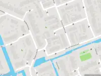 Brandweer met gepaste spoed naar de Schout Clantstraat in Nieuwveen vanwege wateroverlast