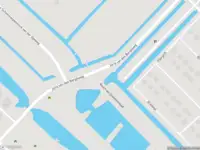 Brandweer met grote spoed naar de Raasdorperweg in Amsterdam vanwege middelgrote brand