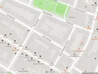 Ambulance met gepaste spoed naar de Jensiusstraat in Rotterdam