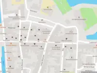 Brandweer met gepaste spoed naar de Varkensmarkt in Schoonhoven vanwege wateroverlast