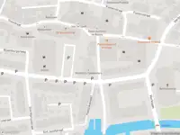 Ambulance met grote spoed naar de Poeldijksevaart in Poeldijk