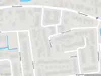 Ambulance met gepaste spoed naar de Berkenlaan in Oud-Alblas