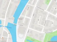 Ambulance met gepaste spoed naar de Hoflaan in Vlaardingen