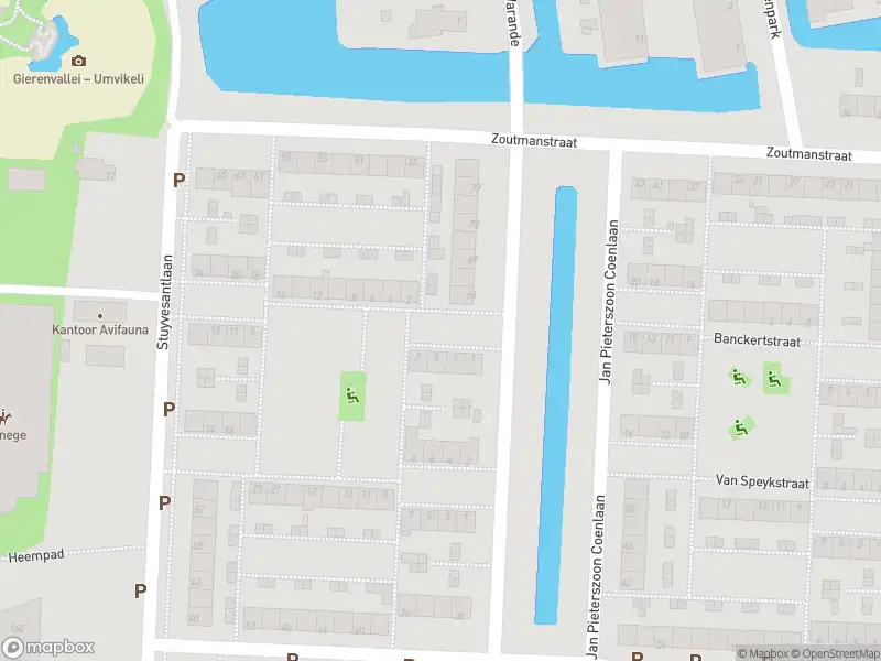 Ambulance met grote spoed naar de Van Riebeekstraat in Alphen aan den Rijn