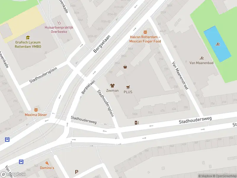 Ambulance met grote spoed naar de Stadhoudersplein in Rotterdam