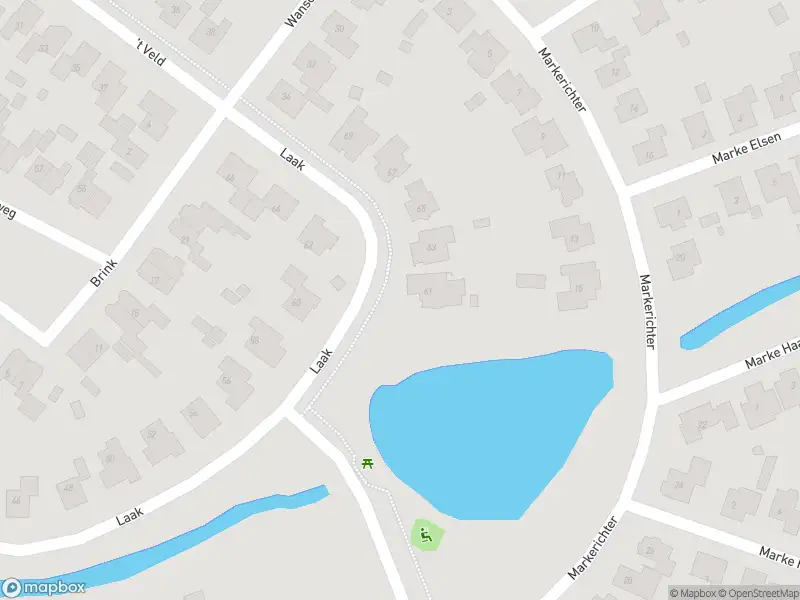 Politie naar de Markgravenweg in Almelo vanwege aanrijding met letsel