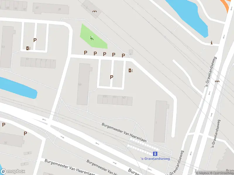 Ambulance met grote spoed naar de Louis Raemaekersstraat in Schiedam