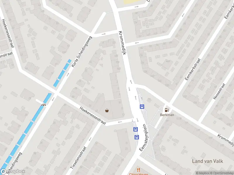 Ambulance met gepaste spoed naar de Eemsteynplein in Dordrecht