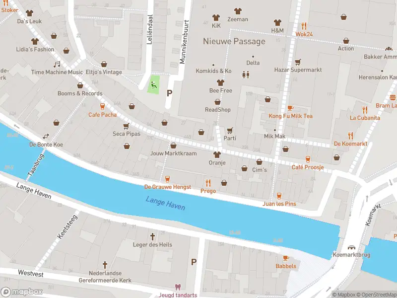 Ambulance met gepaste spoed naar de Hoogstraat in Schiedam