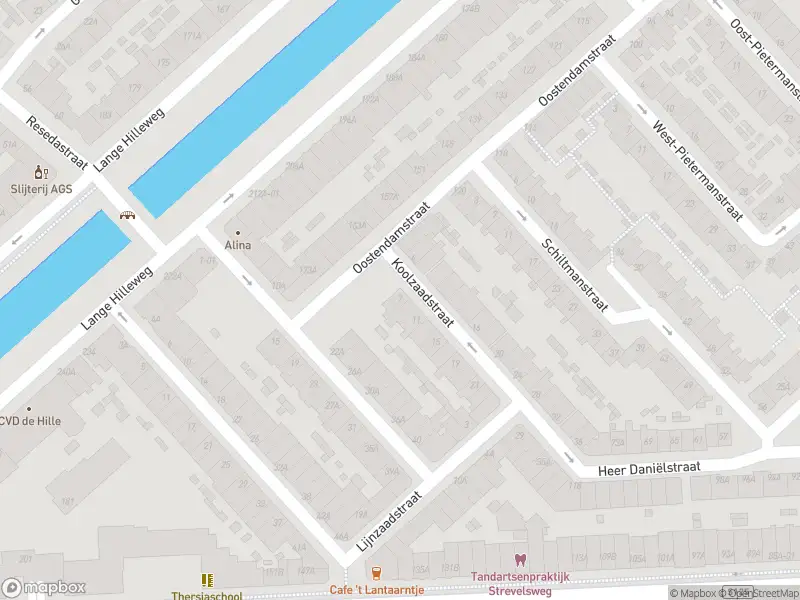 Ambulance met gepaste spoed naar de Koolzaadstraat in Rotterdam