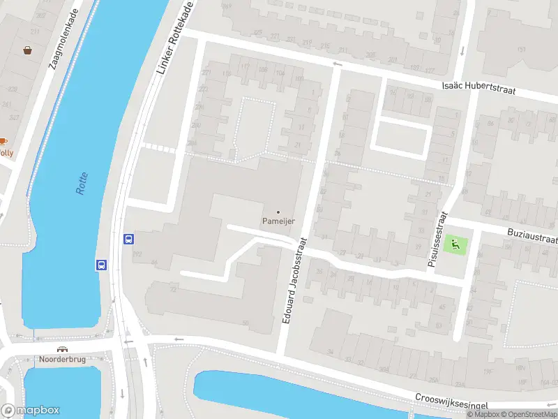 Ambulance met grote spoed naar de Edouard Jacobsstraat in Rotterdam