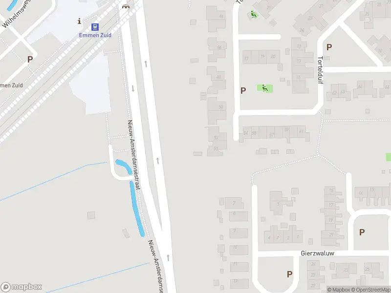 Politie met grote spoed naar de Nieuw-Amsterdamsestraat in Emmen vanwege ongeval met letsel