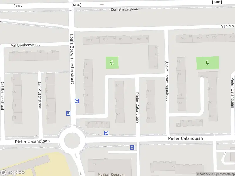 Brandweer met gepaste spoed naar de Jacob Krausstraat in Amsterdam