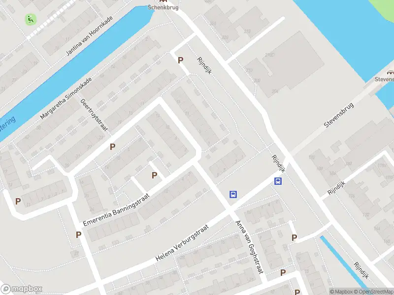 Ambulance met grote spoed naar de Christina Arentsstraat in Leiden