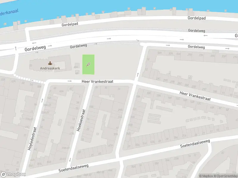 Ambulance met grote spoed naar de Kabeljauwsestraat in Rotterdam