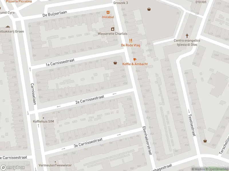 Ambulance met gepaste spoed naar de 2e Carnissestraat in Rotterdam