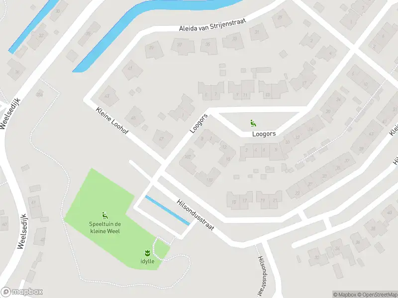 Brandweer met gepaste spoed naar de Kleine Loohof in Strijen vanwege een buitenbrand