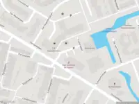 Ambulance met gepaste spoed naar de Troelstraplein in Zwijndrecht