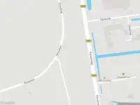 Brandweer met gepaste spoed naar de Churchillweg in Zoutkamp vanwege een buitenbrand