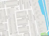 Ambulance met gepaste spoed naar de Esdoornlaan in Schiedam