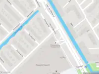 Ambulance met gepaste spoed naar de Perengaarde in Hendrik-Ido-Ambacht