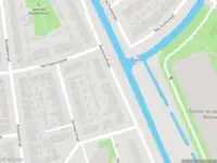 Ambulance met gepaste spoed naar de Ruisdaelstraat in Alphen aan den Rijn