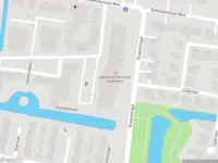 Ambulance met grote spoed naar de Vijverlaan in Dordrecht