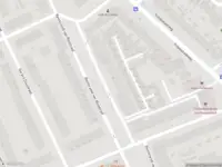 Brandweer met gepaste spoed naar de Adriaan van Ostadestraat in Groningen