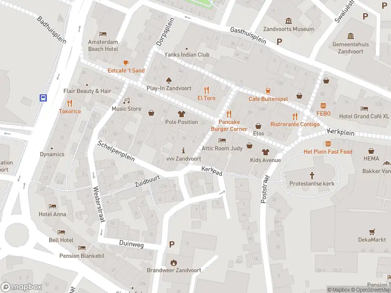 Ambulance met grote spoed naar de Bakkerstraat in Zandvoort