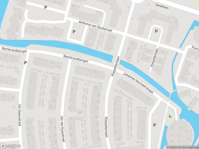 Ambulance met gepaste spoed naar de Rembrandtsingel in Rijnsburg