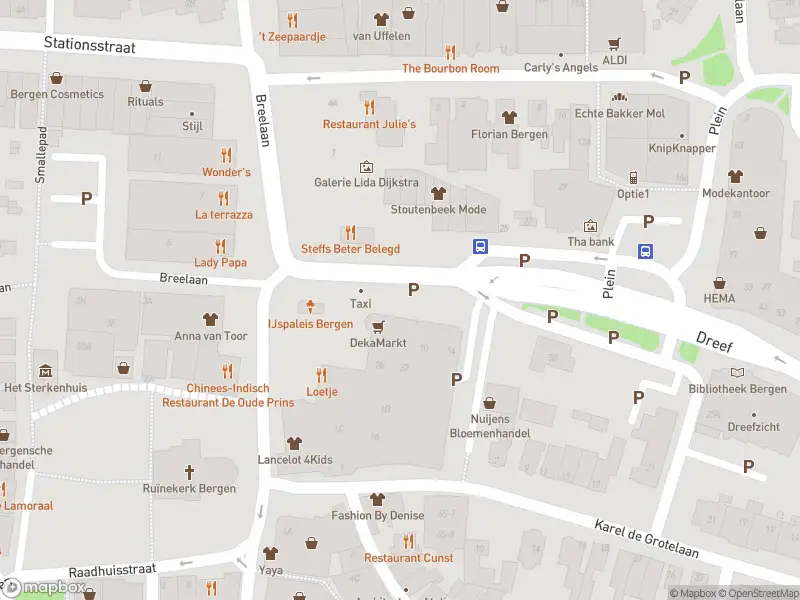 Ambulance met gepaste spoed naar de Plein in Bergen (NH.)