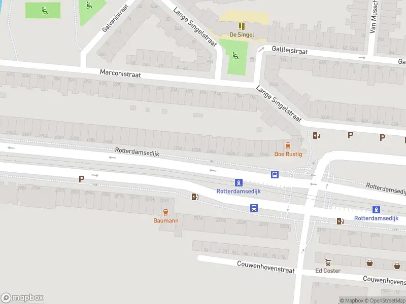 Ambulance met gepaste spoed naar de Rotterdamsedijk in Schiedam