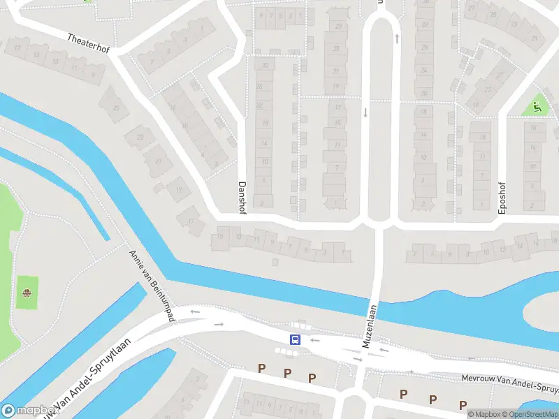 Ambulance naar de Komediestraat in Gorinchem