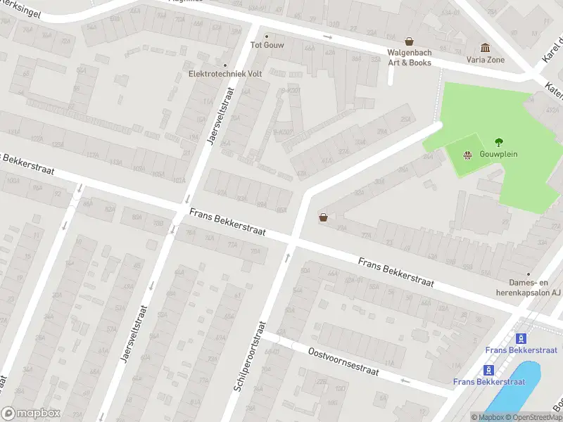 Ambulance met gepaste spoed naar de Frans Bekkerstraat in Rotterdam