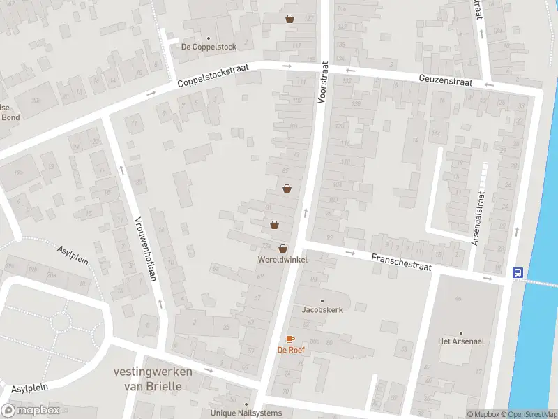 Ambulance met gepaste spoed naar de Voorstraat in Brielle