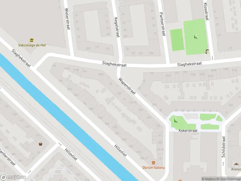 Ambulance met grote spoed naar de Wapenstraat in Rotterdam