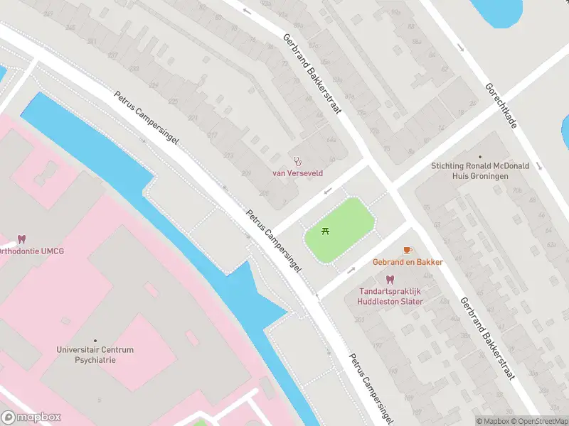 Brandweer met grote spoed naar de A.P. Fokkerstraat in Groningen vanwege gebouwbrand