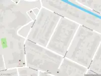 Ambulance met grote spoed naar de Margrietstraat in Rozenburg