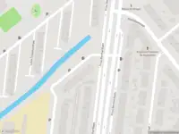 Brandweer met gepaste spoed naar de Alberdingk Thijmkade in Voorburg