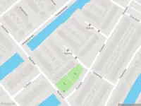 Ambulance met grote spoed naar de Maansteen in Rhoon