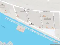 Ambulance met grote spoed naar de Harry Banninkstraat in Amsterdam