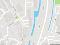 Ambulance met gepaste spoed naar de Cort van der Lindenstraat in Zwijndrecht