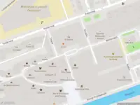 Ambulance met grote spoed naar de Atlantisplein in Amsterdam