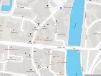 Ambulance met grote spoed naar de Kerkplein in Boskoop